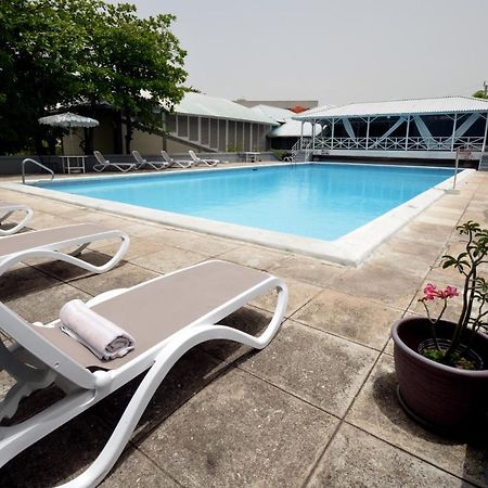 The Liguanea Club Hotel คิงส์ตัน ภายนอก รูปภาพ