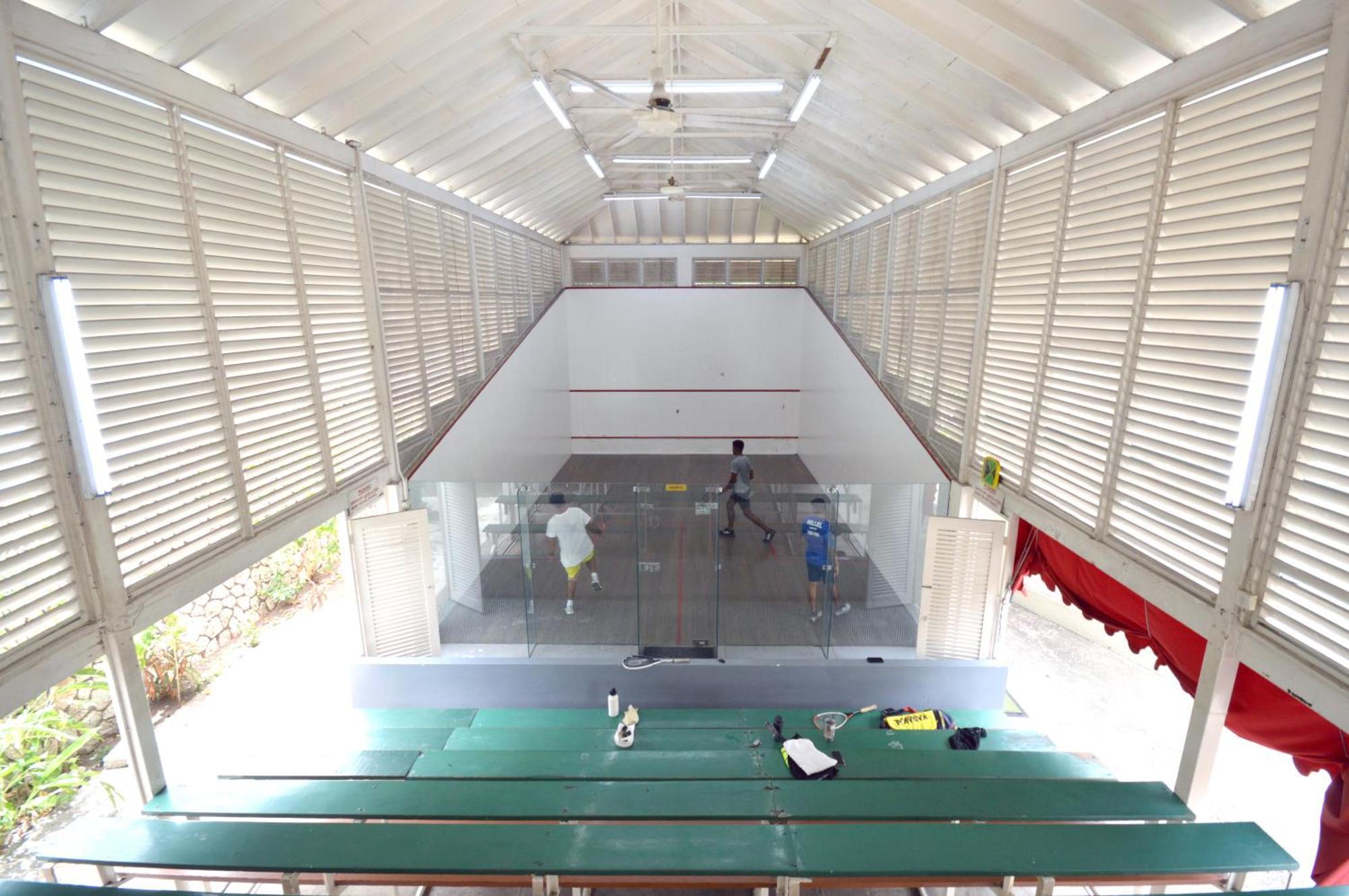 The Liguanea Club Hotel คิงส์ตัน ภายนอก รูปภาพ
