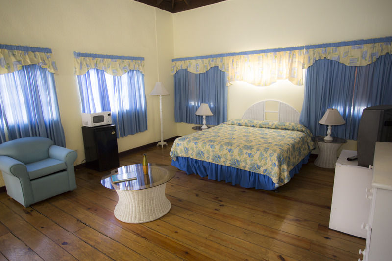 The Liguanea Club Hotel คิงส์ตัน ภายนอก รูปภาพ