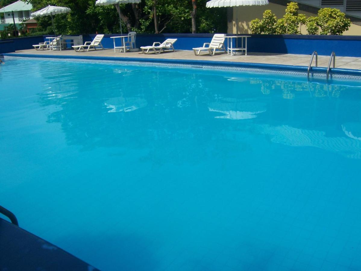 The Liguanea Club Hotel คิงส์ตัน ภายนอก รูปภาพ
